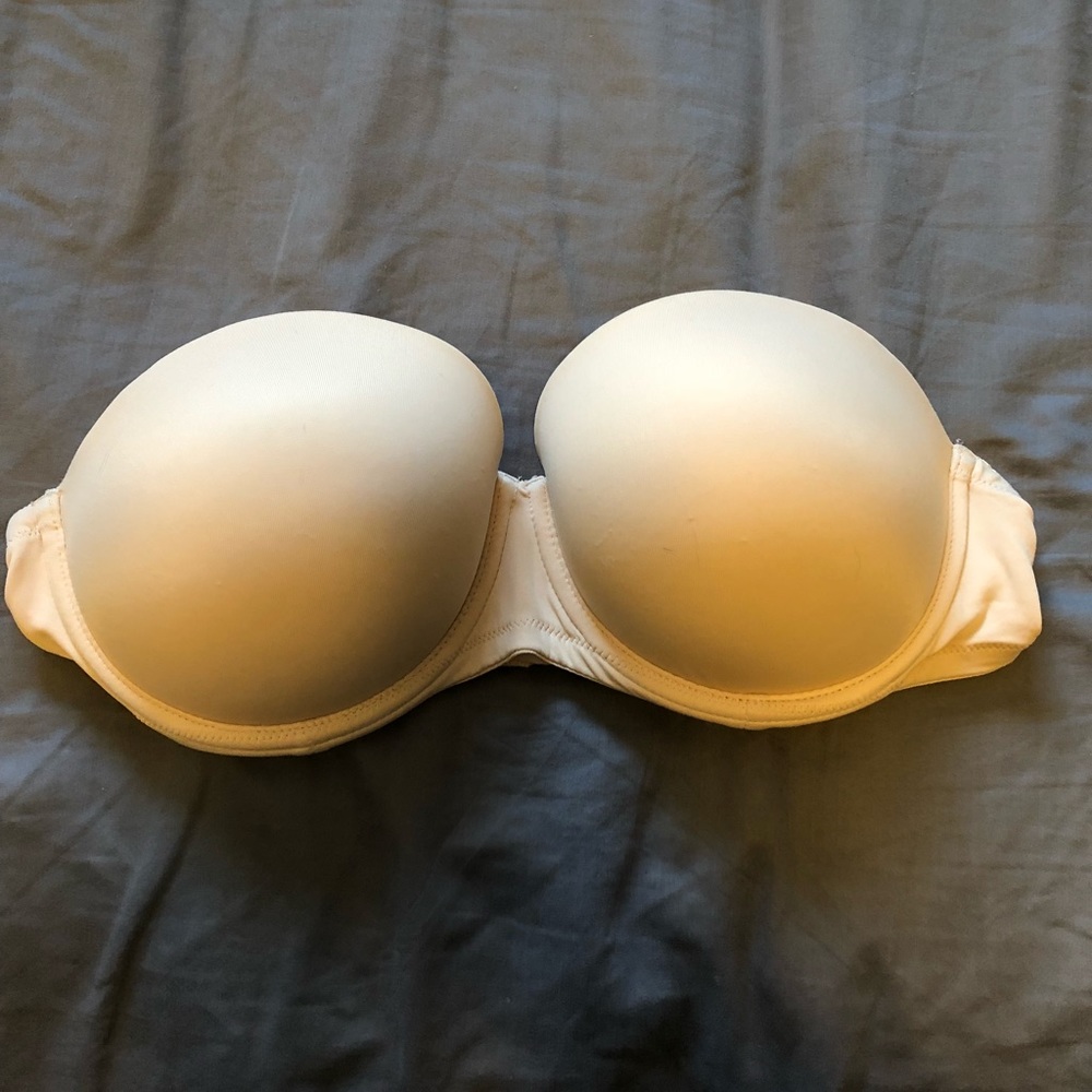 Strapless VS Bra